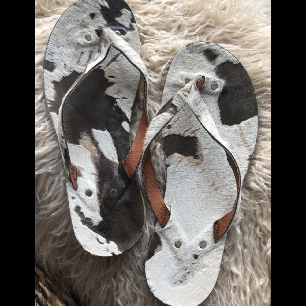 Miel de Abejas Pony Leather Flip Flop​​​​​​​​​​